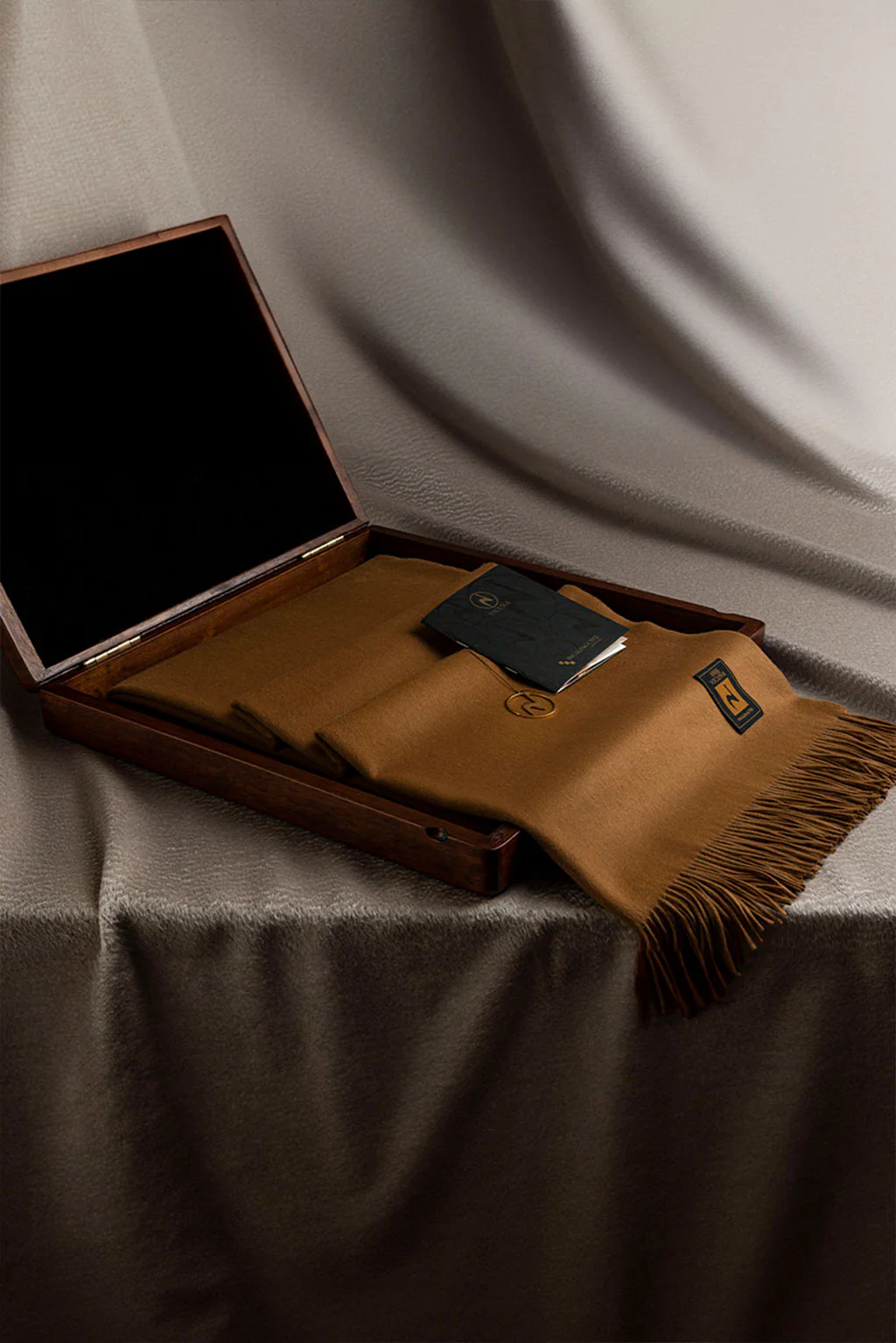 100% Vicuna Blanket