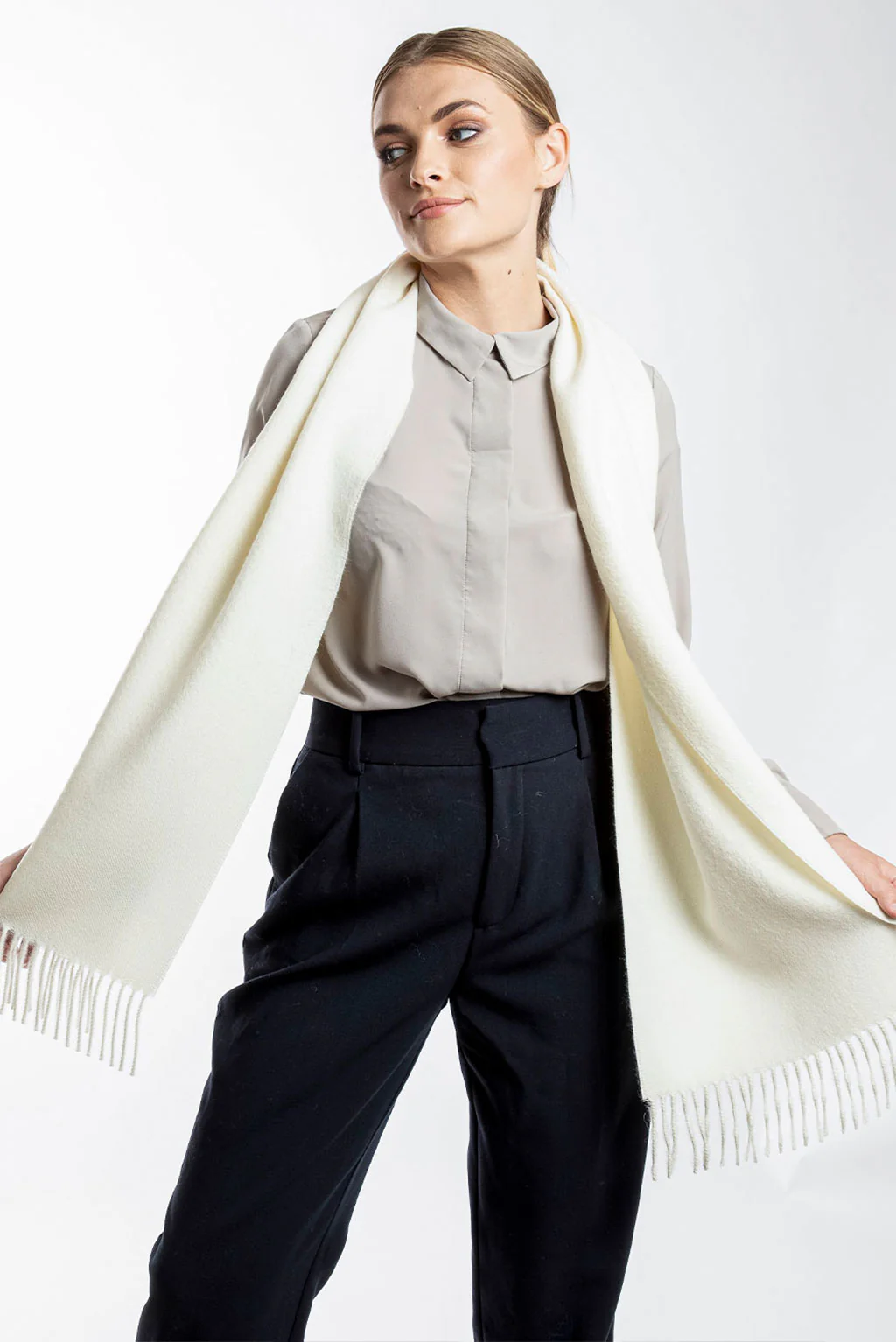 AC Classic Baby Alpaca Scarf - Image 11
