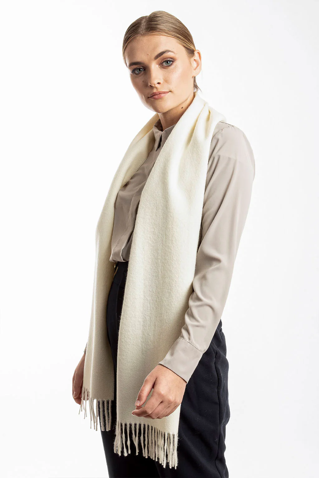 AC Classic Baby Alpaca Scarf - Image 12