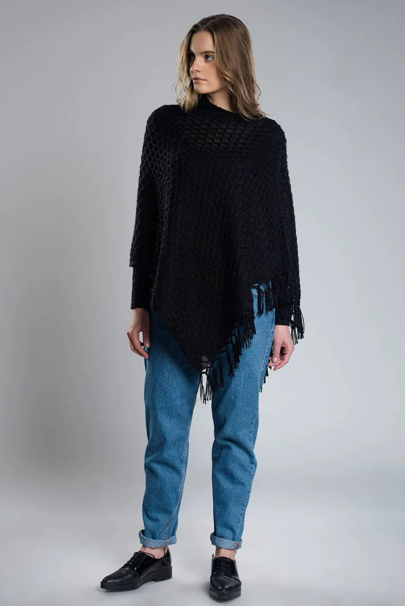 Ananda 100% Baby Llama Poncho - Image 13