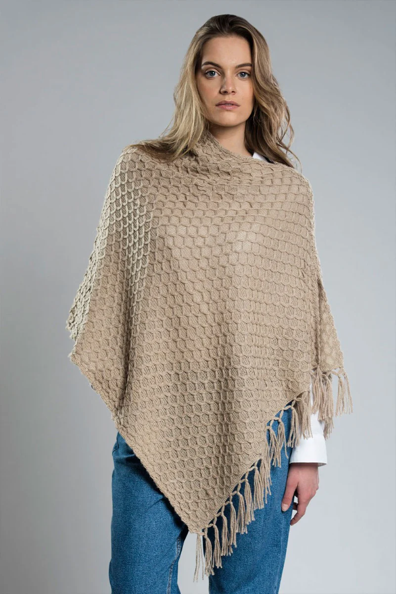 Ananda 100% Baby Llama Poncho - Image 16