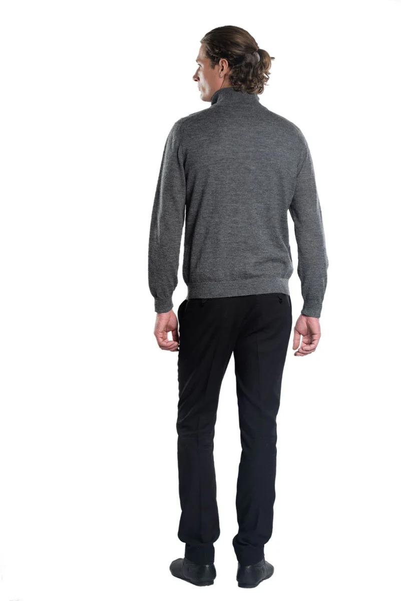 Axel 100% CashLlama Sweater - Image 8