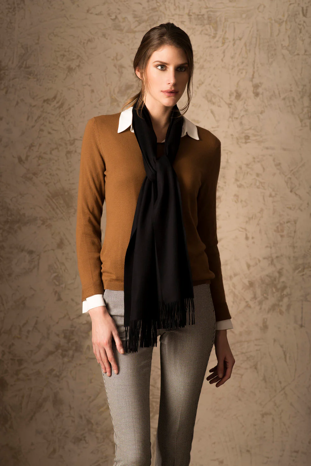 Basel Vicuna Scarf - Image 12