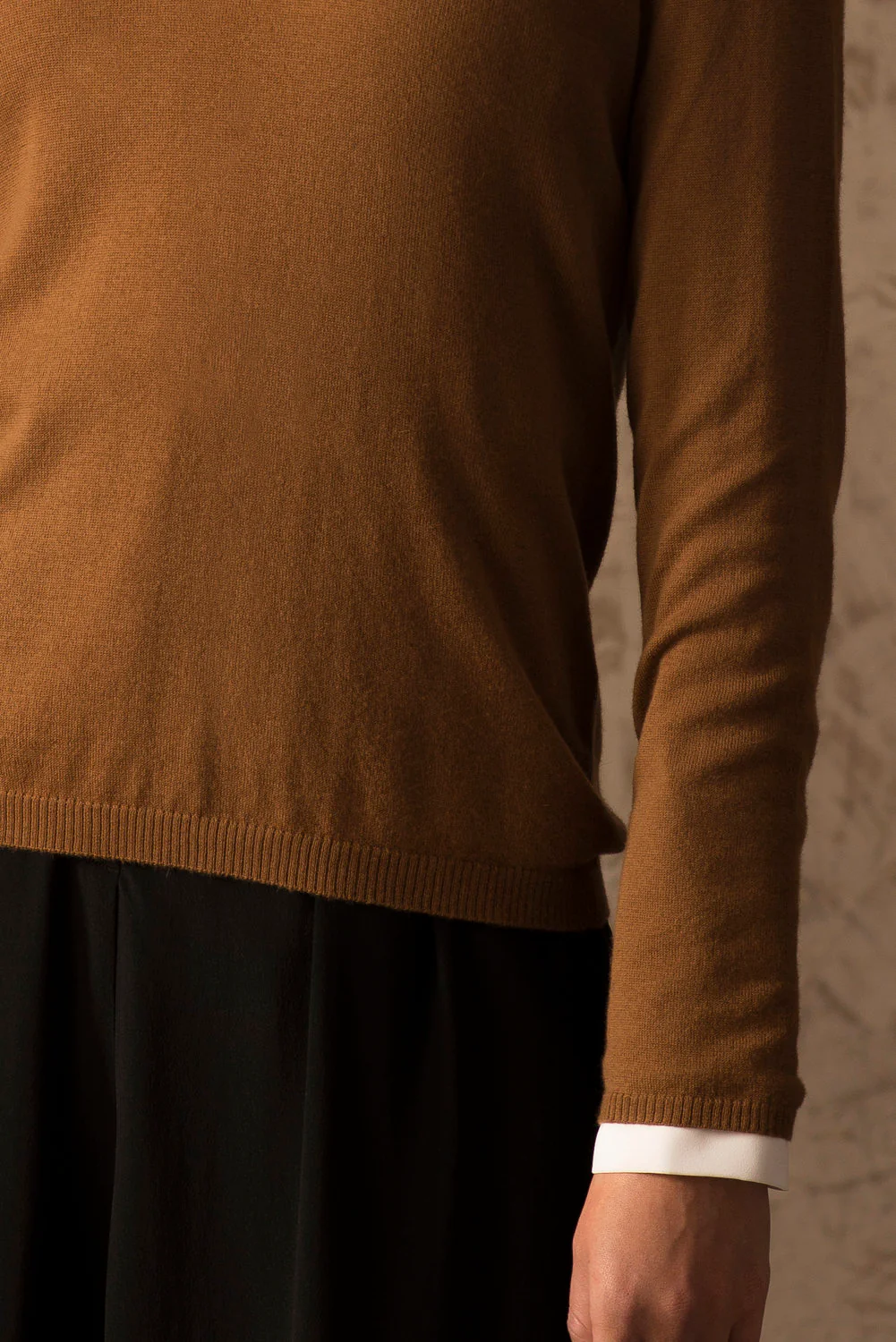 Belen 100% Vicuna Sweater - Image 4