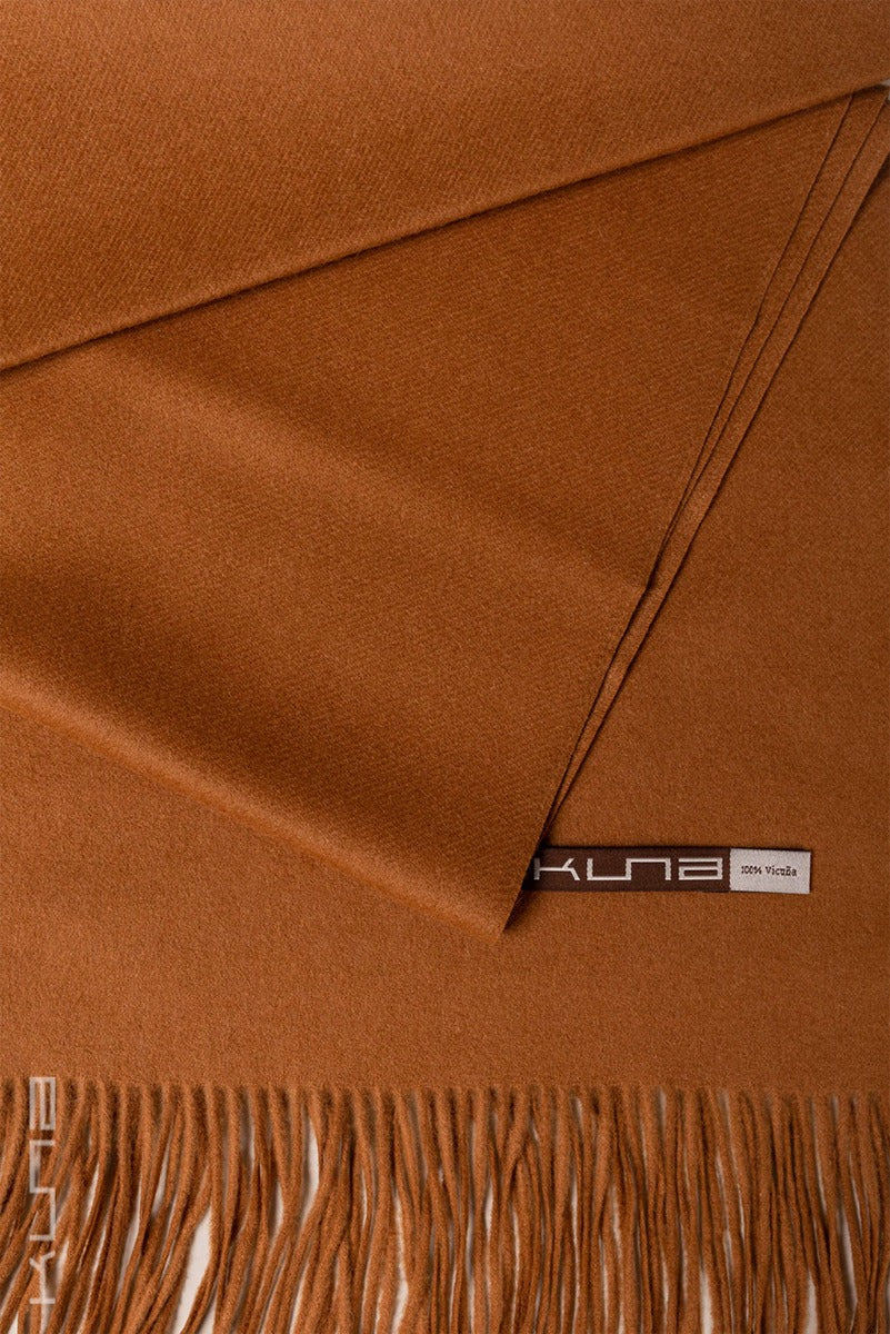 Berna 100% Vicuna Shawl - Image 10