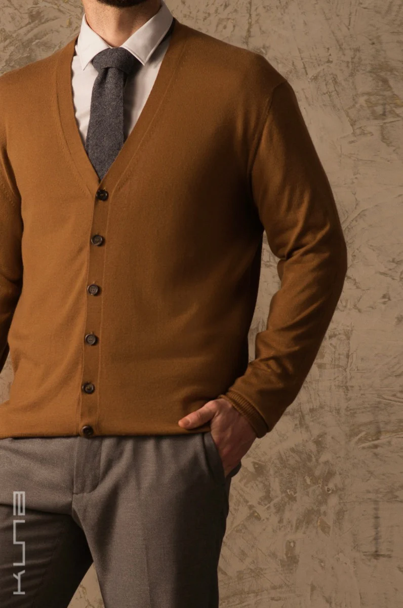 Bernard 100% Vicuna Sweater Cardigan - Image 4
