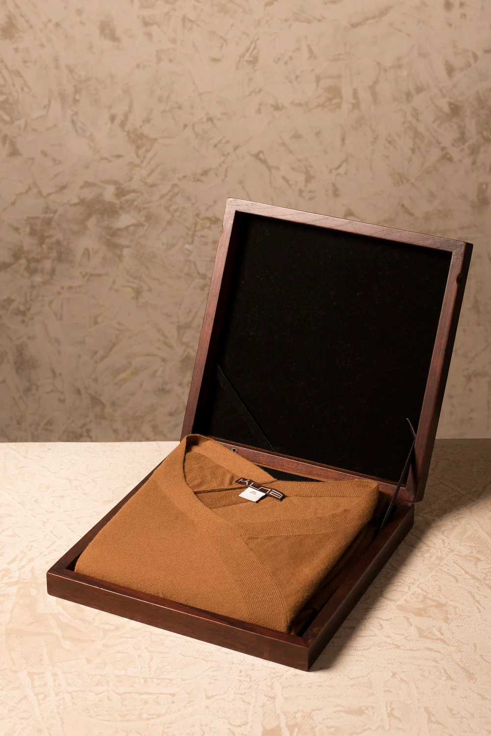 Beryl 100% Vicuna Poncho - Image 11