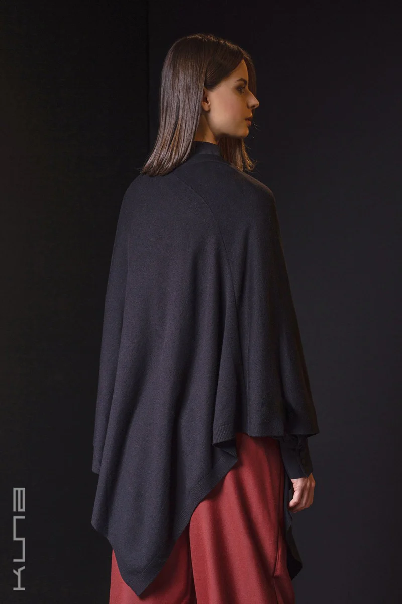 Beryl 100% Vicuna Poncho - Image 3