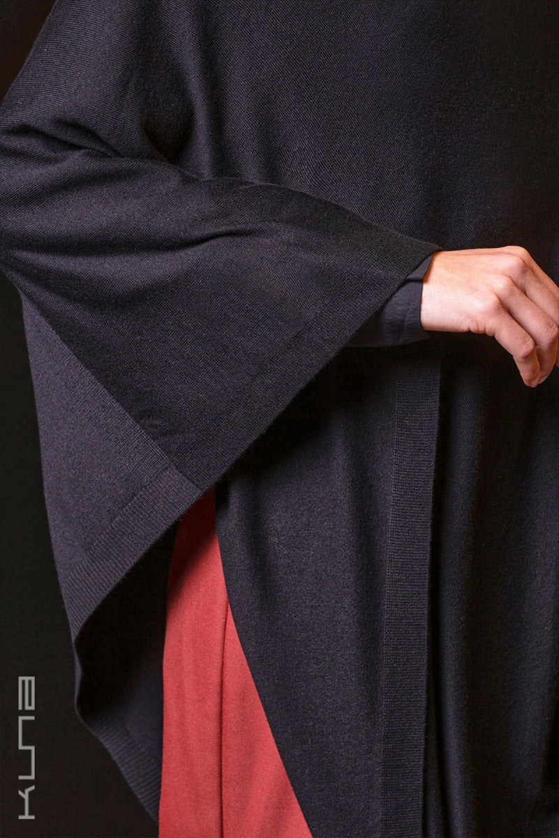 Beryl 100% Vicuna Poncho - Image 4