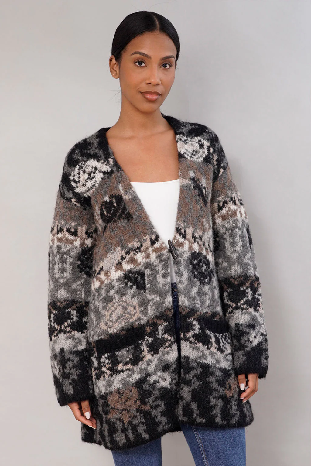 Caraveli Alpaca Cardigan - Image 8