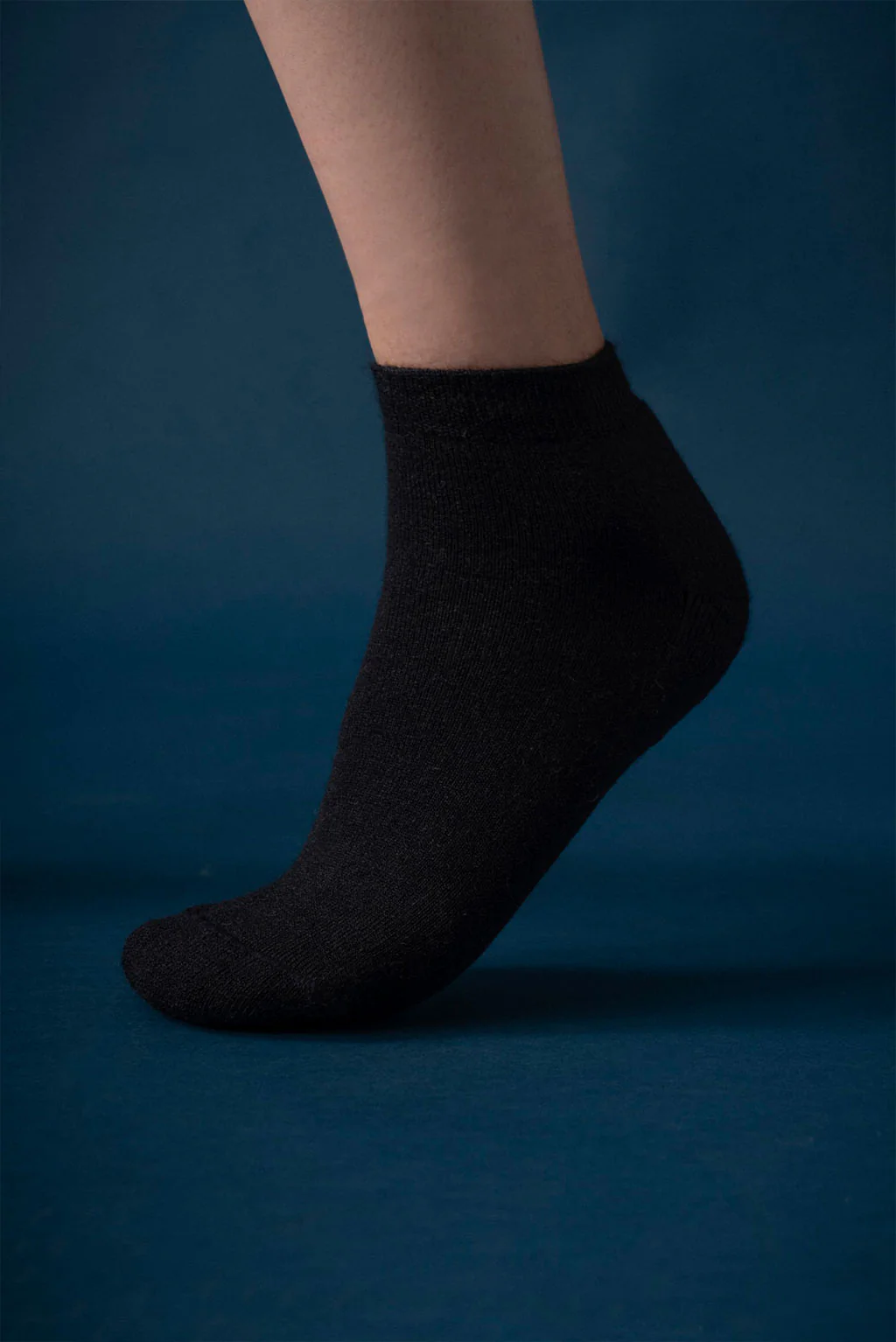 Short Pilates Alpaca Socks - Image 2