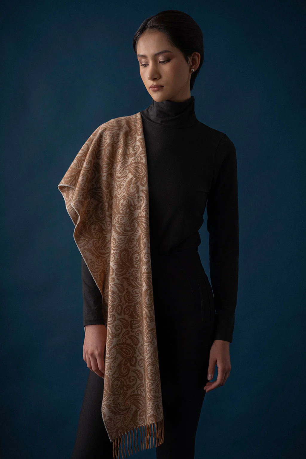 Coppet Jacquard Vicuna & Cashmere Scarf - Image 2