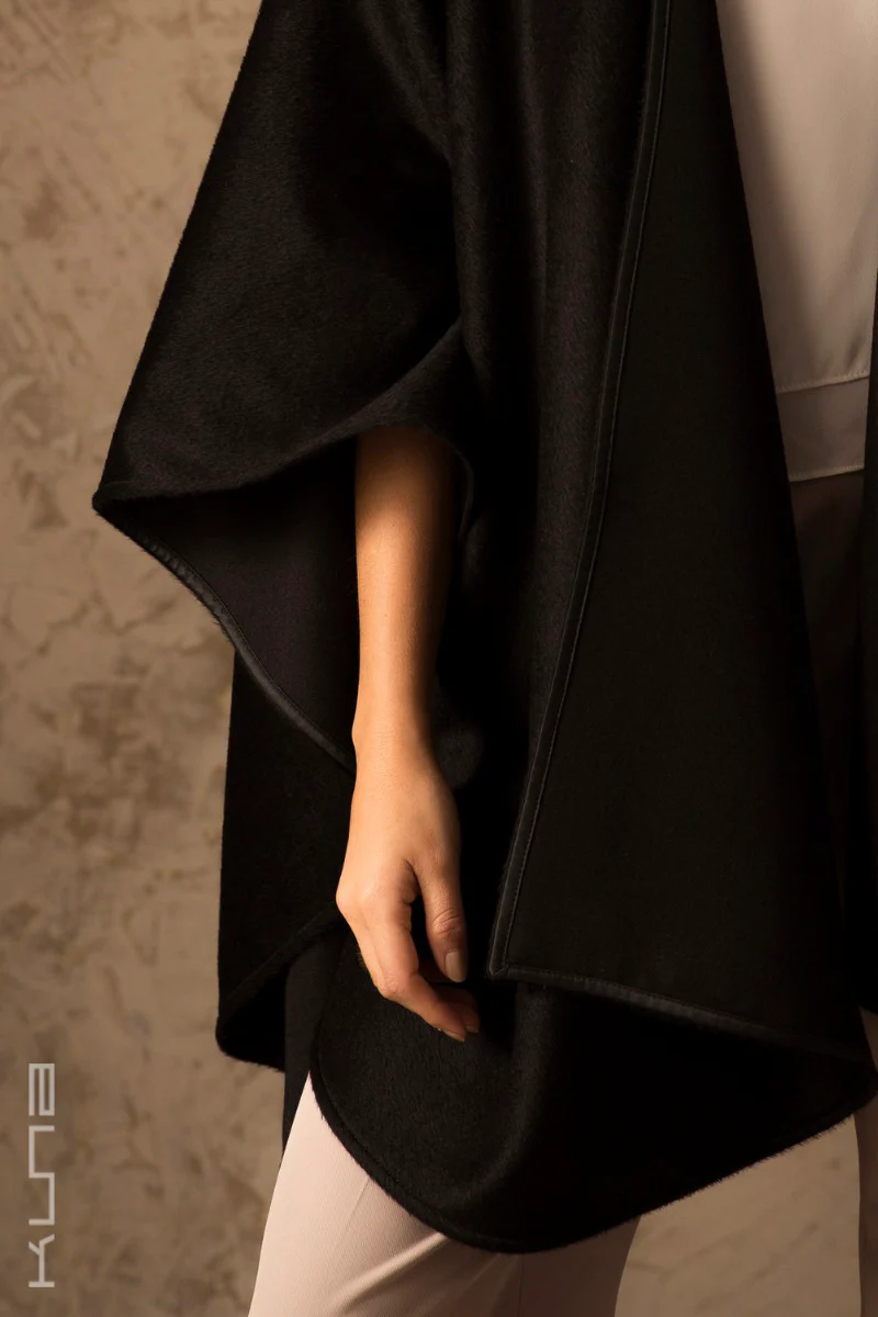 Gil Royal Suri Alpaca Cape - Image 16