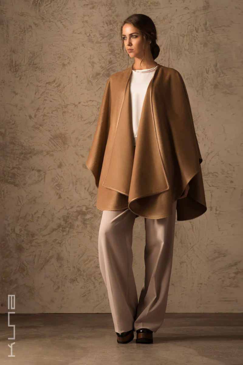 Gil Royal Suri Alpaca Cape - Image 2