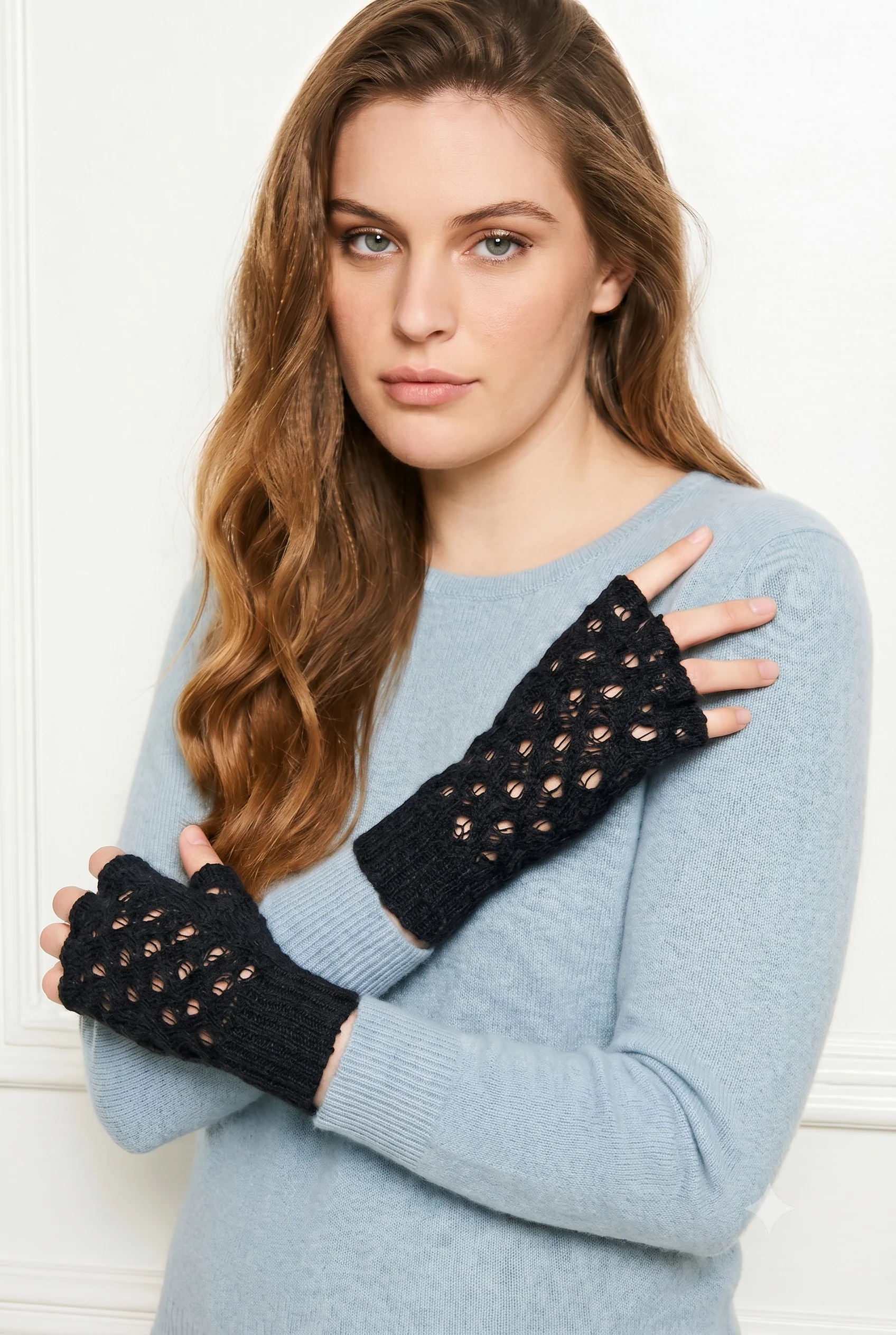 Indie 100% Cashllama Gloves - Image 7