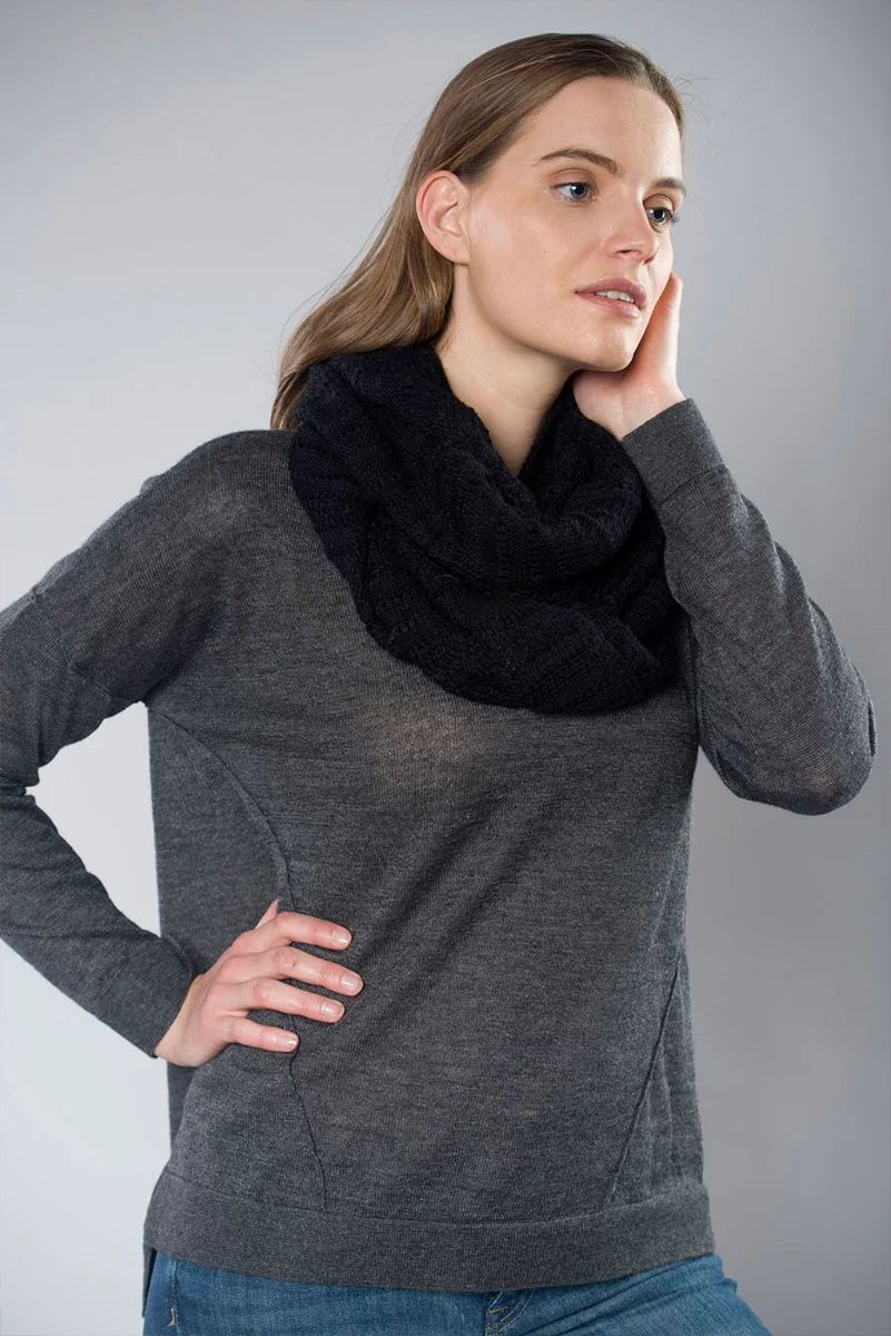Kamala 100% Cashllama Infinity Scarf - Image 3