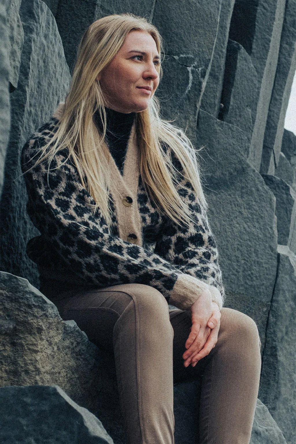 Leopard Print Short Alpaca Cardigan - Image 2