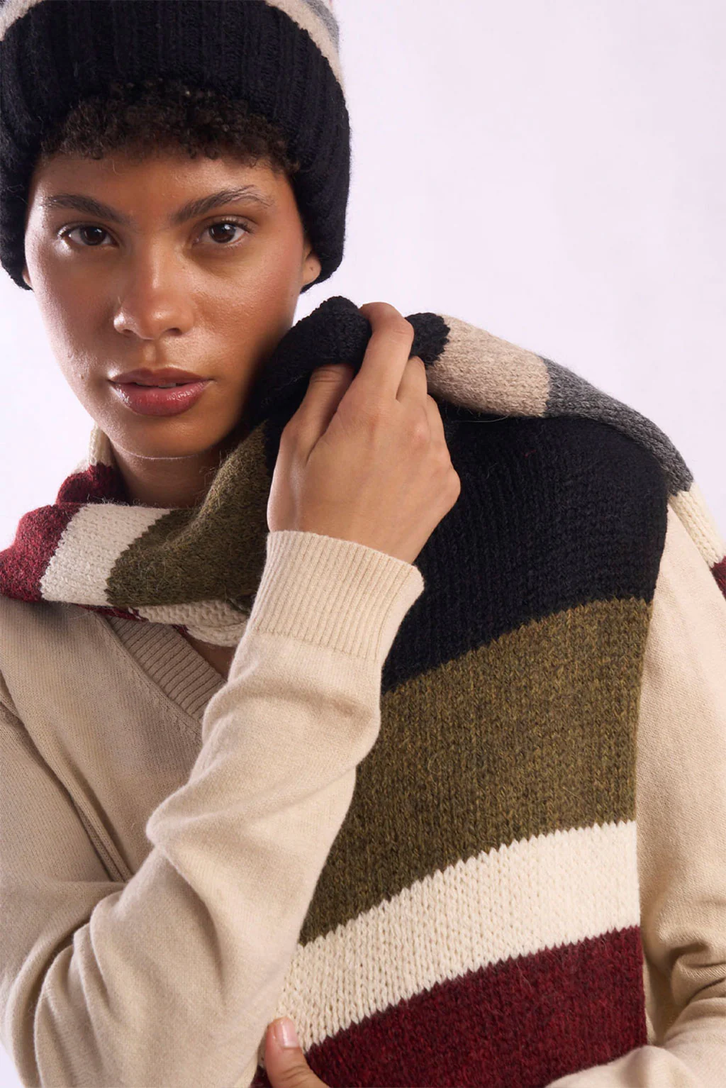 Mabel Alpaca Scarf - Image 3