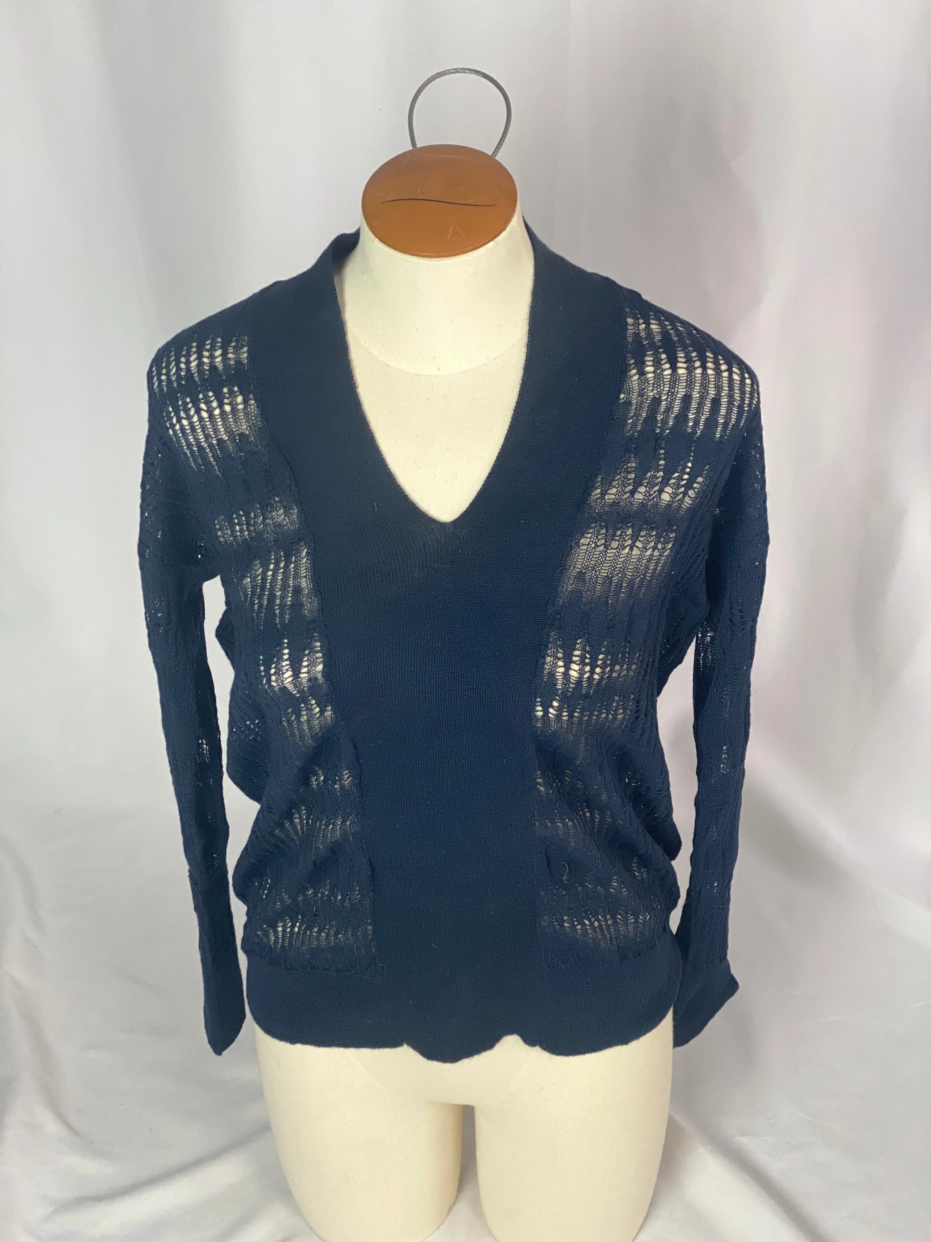 Peace Cashllama & Silk V-neck sweater - Image 3