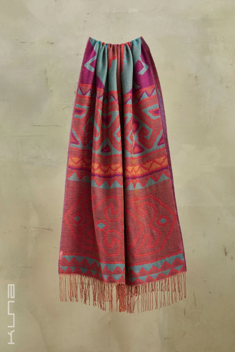 Petirojo Baby Alpaca and Silk Shawl - Image 5