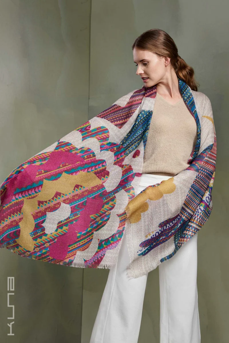 Telma Baby Alpaca & Silk Shawl - Image 4