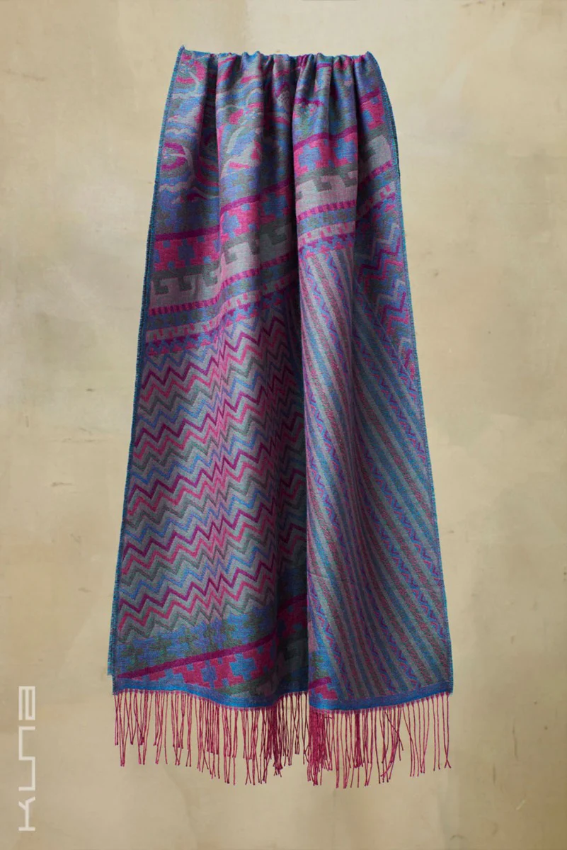 Templo Baby Alpaca and Silk Shawl - Image 4