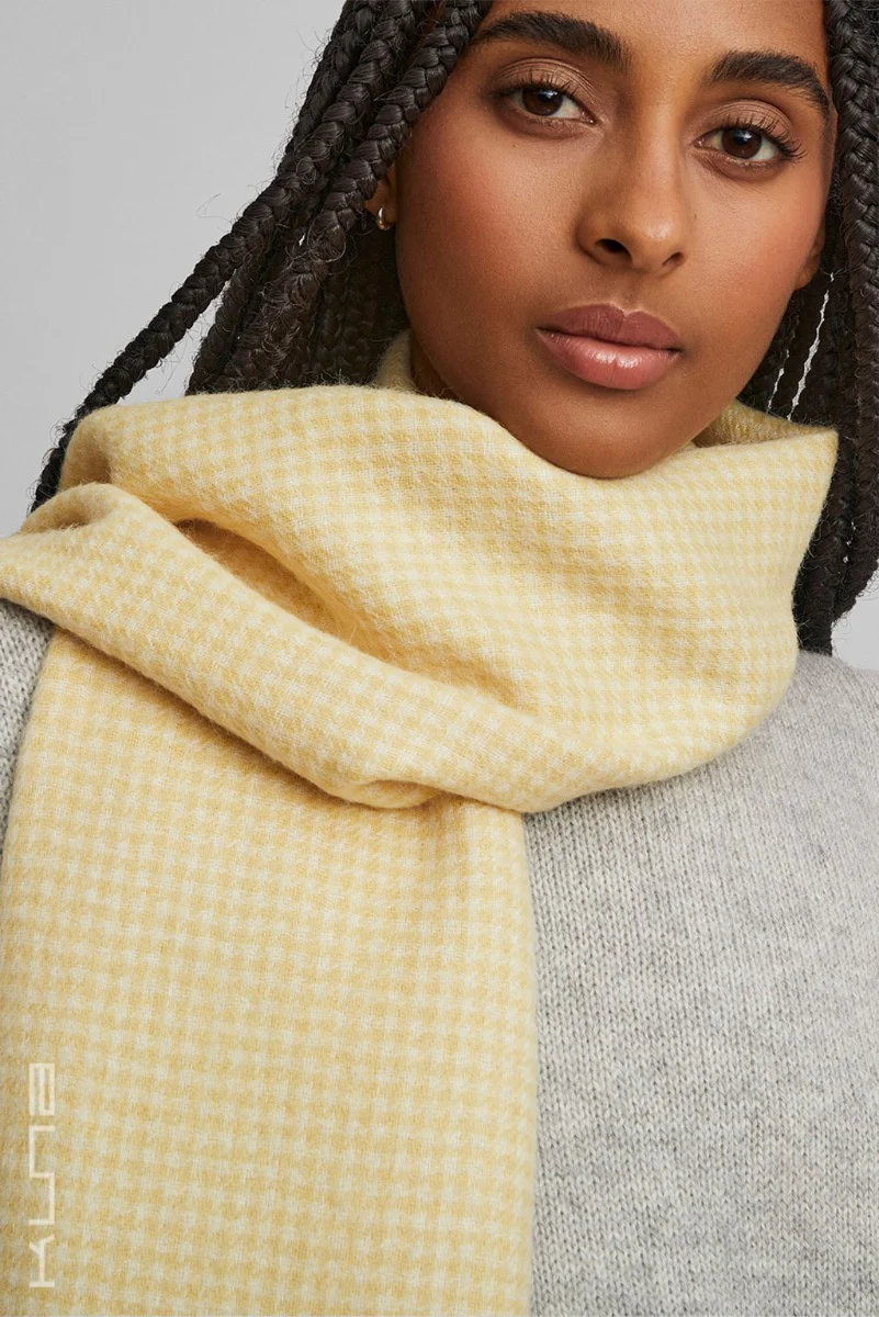 Was Baby Alpaca Scarf - Image 2