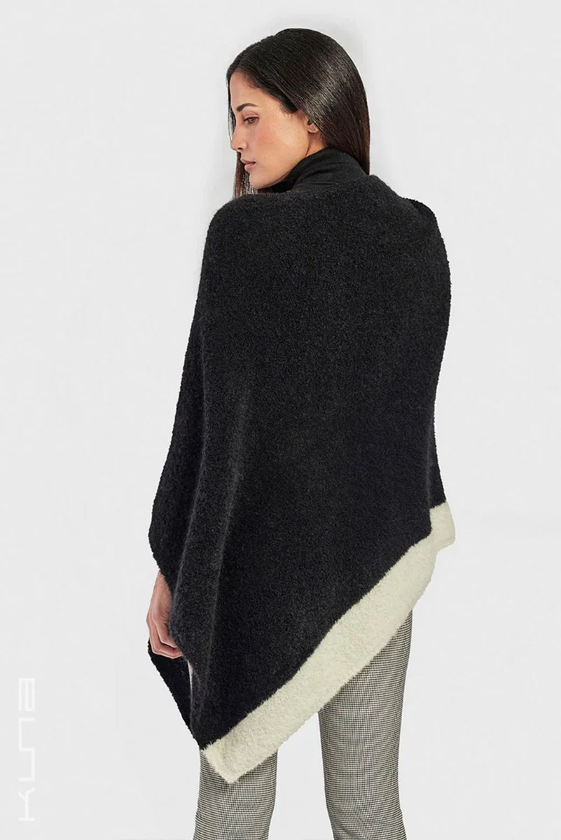 Wasi Alpaca Poncho - Image 2