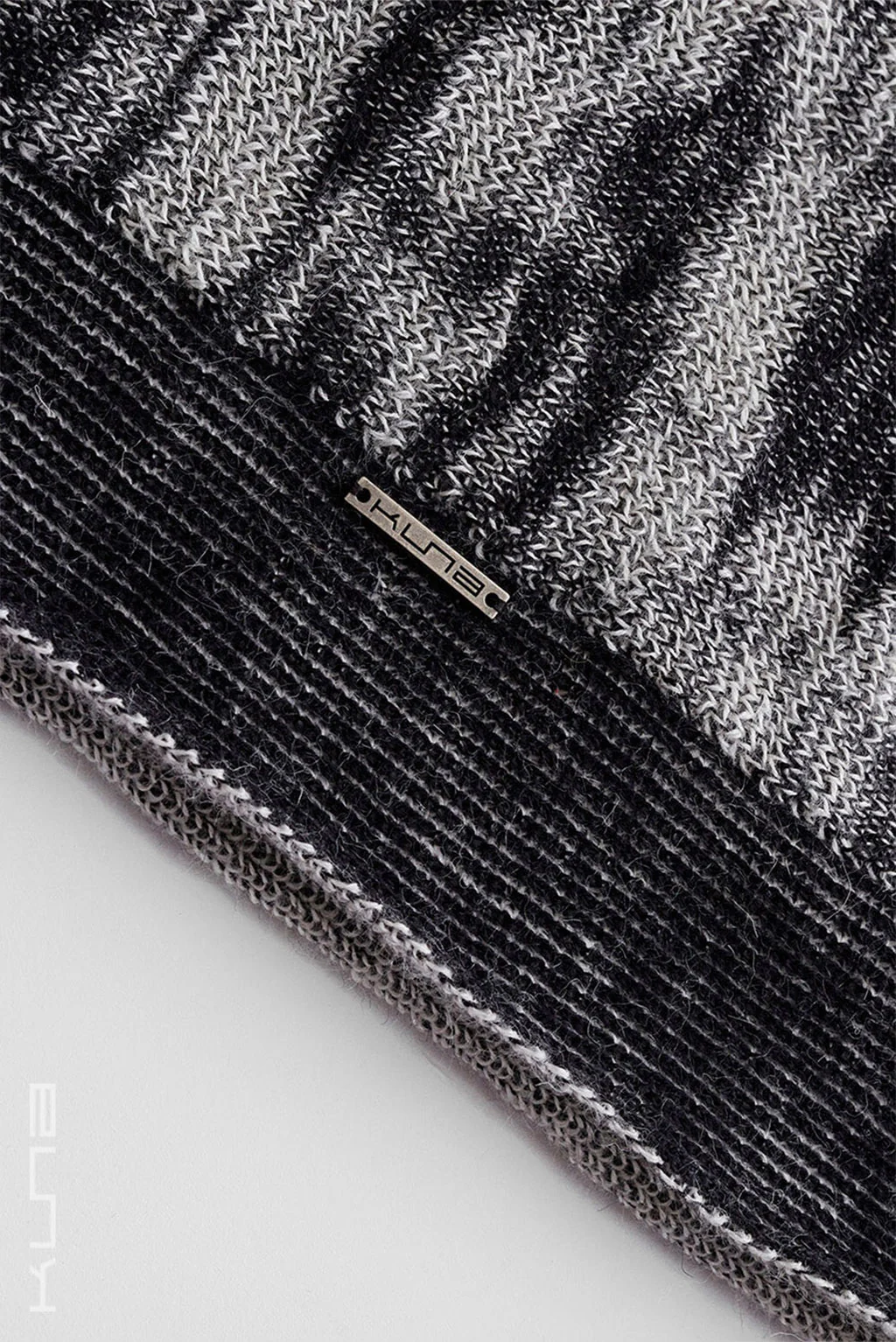 Wednesday Infinito Baby Alpaca Scarf - Image 4