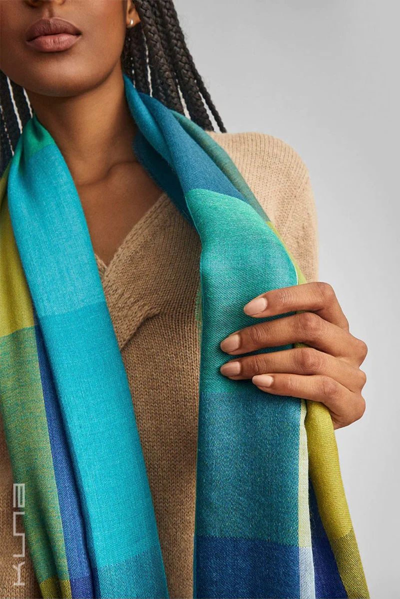 Wilaya Baby Alpaca & Silk Shawl - Image 2