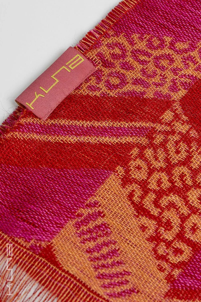 Wildlife Baby Alpaca & Silk Scarf - Image 4