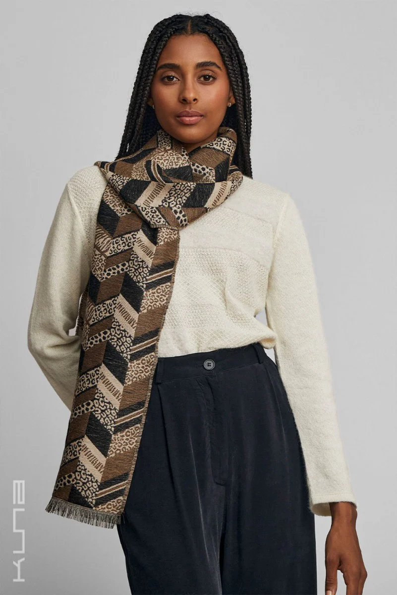 Wildlife Baby Alpaca & Silk Scarf - Image 5