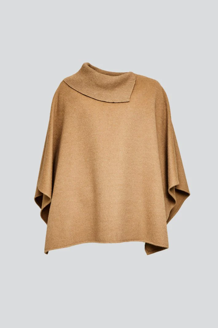 Yssey Baby Alpaca Cape - Image 3