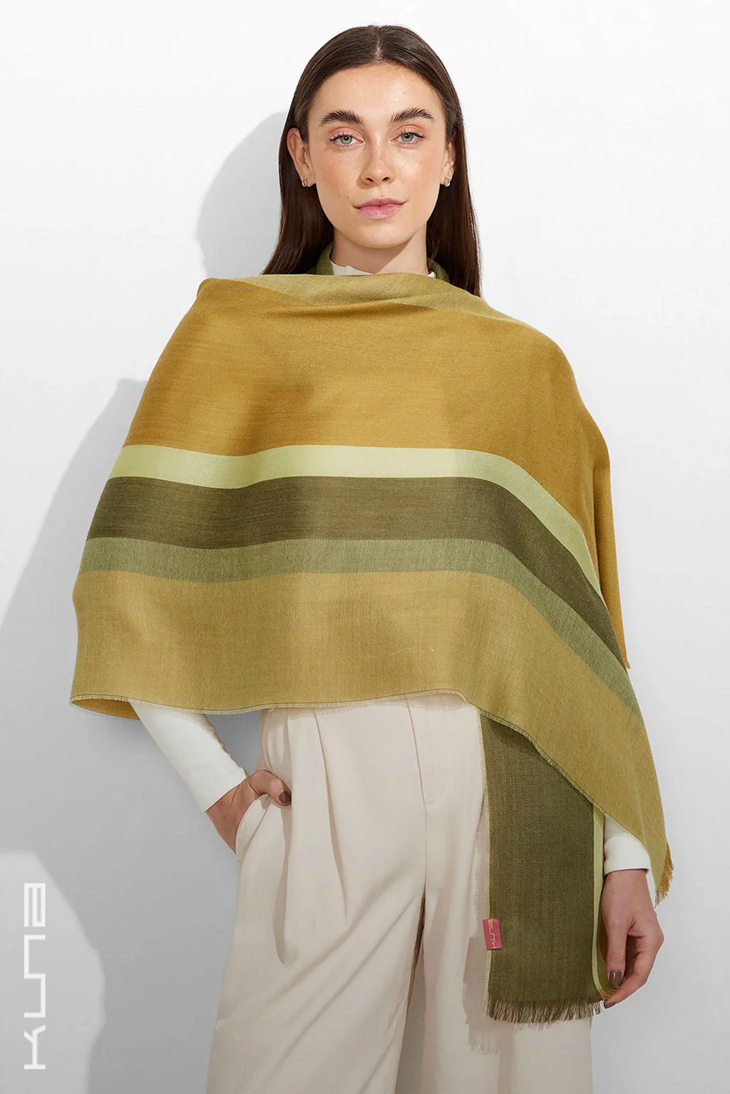 Zarry Baby Alpaca & Silk Shawl - Image 4