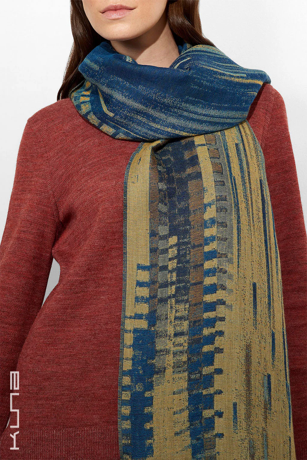 Zulett Baby Alpaca & Silk Shawl - Image 2